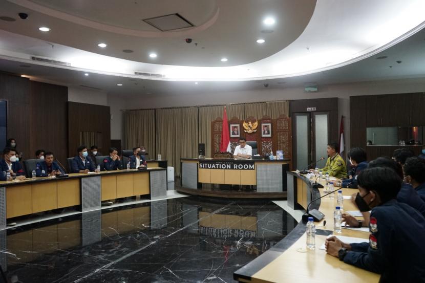 Kepala Staf Kepresidenan Moeldoko memberikan waktu bersama perwakilan mahasiswa Universitas Trisakti membahas berbagai ‘pekerjaan rumah’ negara.