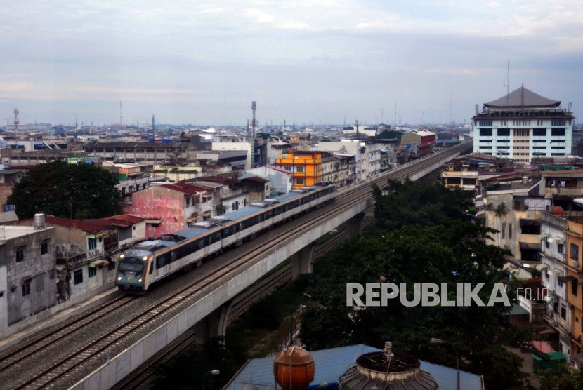 Operasional perjalanan kereta api penumpang dan barang dari Medan-Pematangsiantar-Medan sudah berjalan normal.