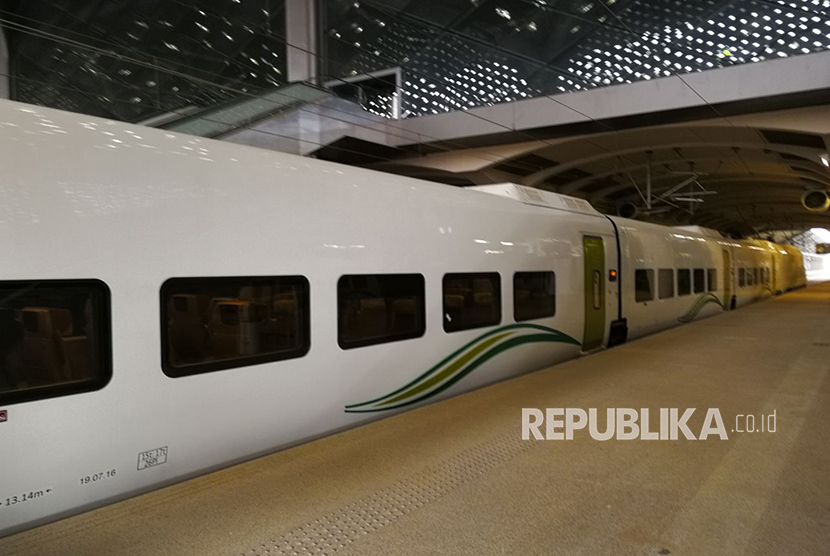  Kereta Api Haramain akan Menambah Jumlah Layanan Selama Ramadhan. Foto:   Kereta berkecepatan sekitar 300 km/jam segera akan melayani rute Makkah-Jedah-Madinah.