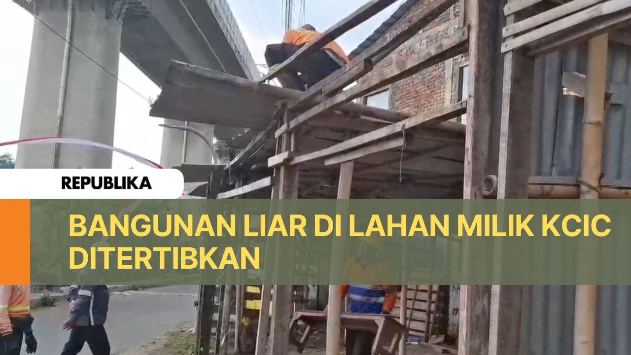 Kereta Cepat Indonesia China (KCIC) menertibkan 26 bangunan liar.