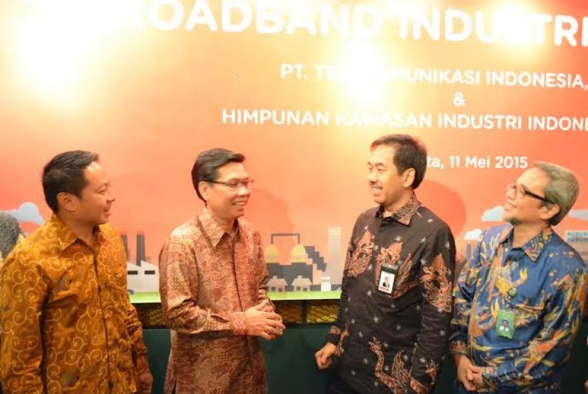 Kerja sama broadband kawasan industri antara Telkom dengan Himpunan Kawasan Industri