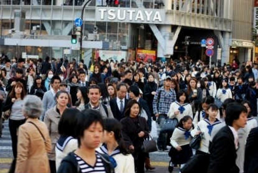 Kerumunan di kawasan Shibuya, Tokyo