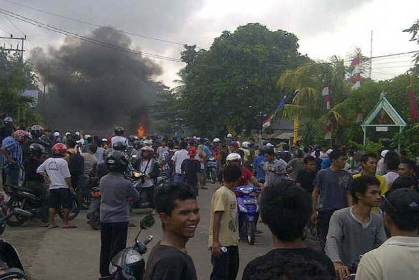 Kerusuhan di Sumbawa,Selasa (22/1).