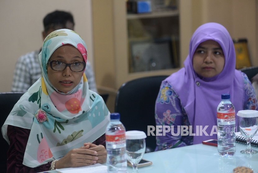 Nurlia Dian Paramita (kiri). JPPR meminta KPU untuk segera menjelaskan soal ledakan suara PSI di Sirekap.