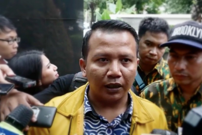 Ketua Anggota Muda Partai Golkar (AMPG) Guntur Setiawan