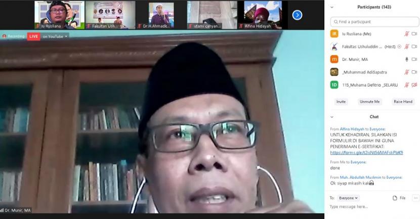   Ketua Asosiasi Aqidah dan Filsafat Islam (AAFI) Indonesia Dr Munir MA menjadi narasumber dalam Webinar Internasional dengan tema “Tantangan Prodi Aqidah dan Filsafat Islam Abad 21: Kajian Aqidah di Indonesia dan Thailand Era Revolusi Industri 4.0 pada Masa Pandemi Covid-19”, Rabu (7/10).