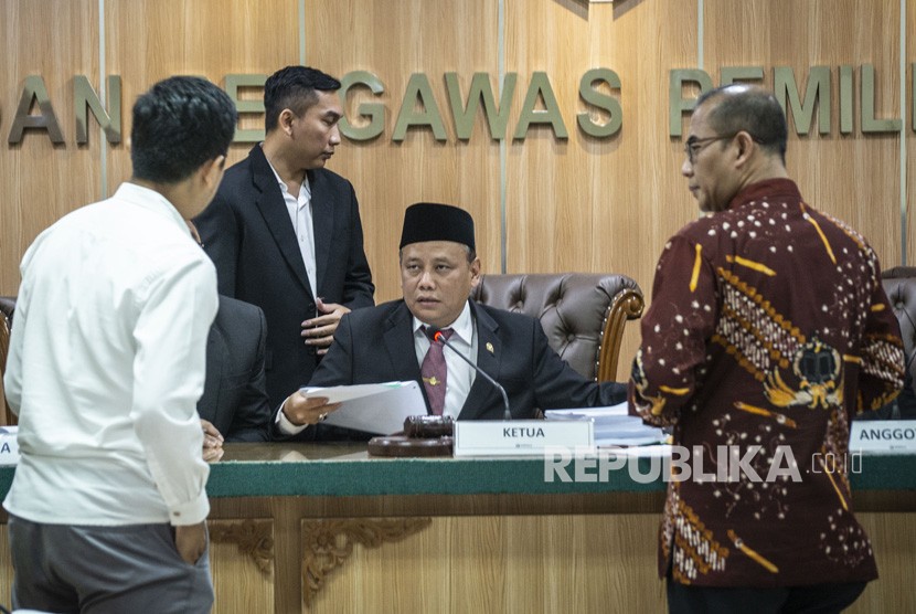 KPU Vs OSO: Masih Ada Peluang Menangkah KPU? | Republika ...