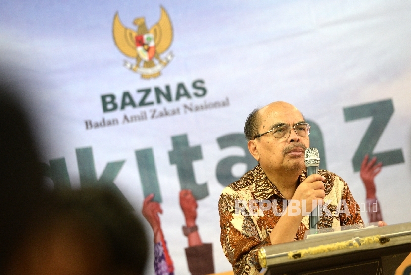  Ketua BAZNAS Bambang Sudibyo memberikan paparan program BAZNAS sambut Ramadhan 1438 H di Jakarta, Kamis (18/5). 