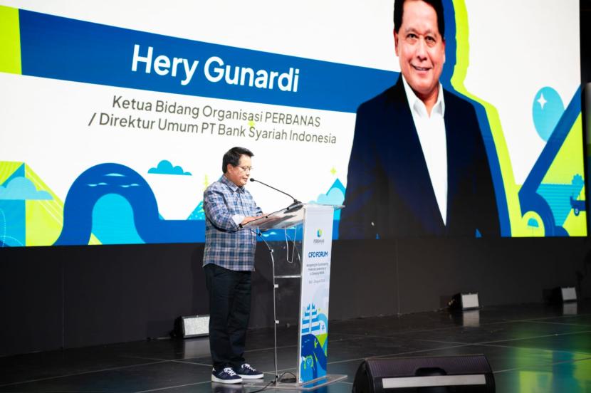 Ketua Bidang Organisasi Perhimpunan Bank Nasional (PERBANAS) Hery Gunardi dalam acara Welcoming Dinner PERBANAS CFO FORUM II–2024 di Bali.