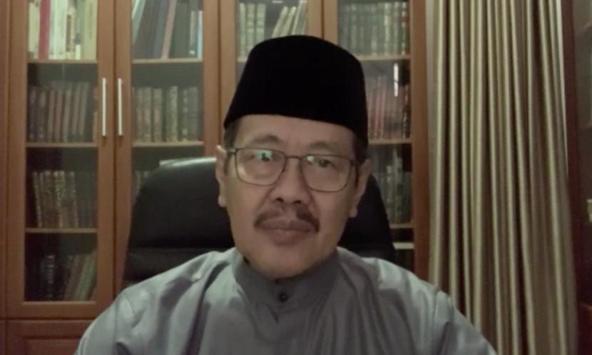 Ketua Bidang Pengkajian, Penelitian dan Pengembangan Majelis Ulama Indonesia (MUI) Prof Utang Ranuwijaya