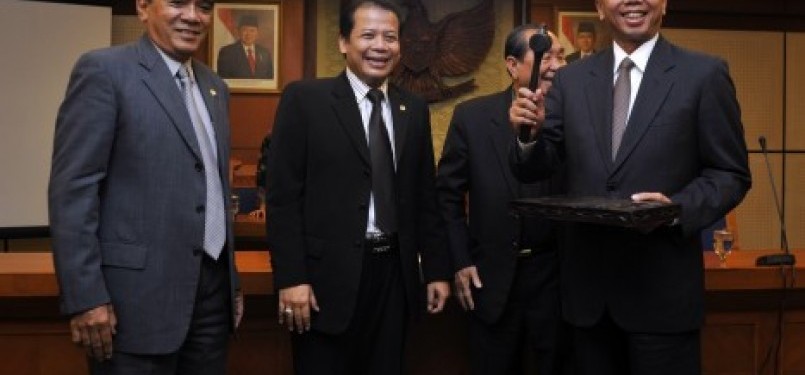 Ketua BK DPR-RI, Muhammad Prakosa (tengah).