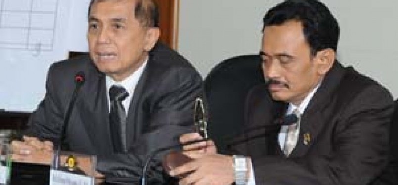 Ketua BPK Hadi Purnomo dan Wakil Ketua BPK Herman Widyananda (kanan)