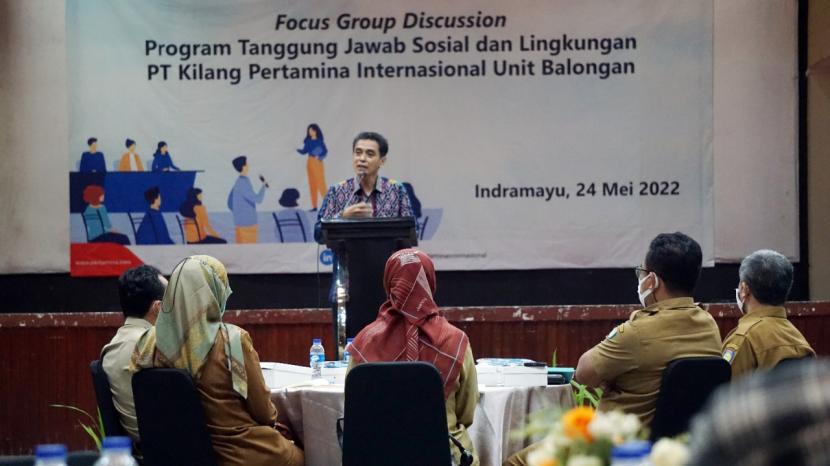 Ketua Departemen Pembangunan Sosial dan kesejahteraan (PSDK) Fisipol Universitas Gadjah Mada, Dr. Krisdyatmiko, saat menyampaikan materi kepada peserta FGD.