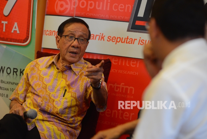 Ketua Dewan Pertimbangan DPP Partai Golkar Akbar Tanjung 