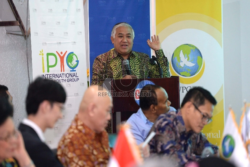 Ketua Dewan Pertimbangan MUI Din Syamsuddin memberikan sambutan saat pembukaan Seminar Perdamaian Antaragama di Kantor CDCC, Jakarta, Kamis (3/9).