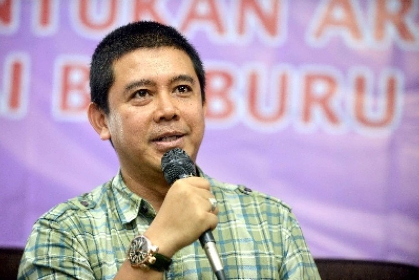 Ketua Dewan Pimpinan Pusat Partai Hati Nurani Rakyat (Hanura), Yuddy Chrisnandi menjadi pembicara dalam diskusi politik terkait arah koalisi di Jakarta, Ahad (4/5).