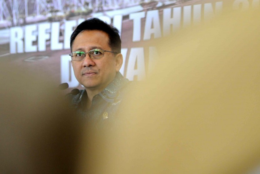 Ketua DPD Irman Gusman menyampaikan catatan akhir tahun 2013 