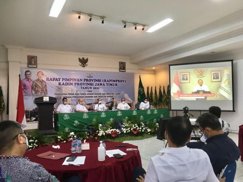 Ketua DPD LaNyalla saat menjadi Keynote Speech dalam Rapat Pimpinan Provinsi Kadin Jawa Timur dengan topik 