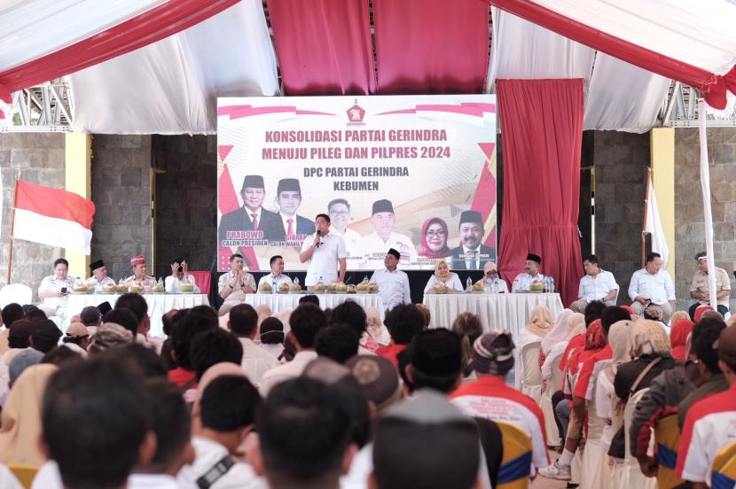 Ketua DPD Partai Gerindra Jawa Tengah (Jateng), Sudaryono saat pembekalan dan konsolidasi DPC, PAC dan Ranting Partai Gerindra se-Kabupaten Kebumen, Kamis (2/11/2023). 