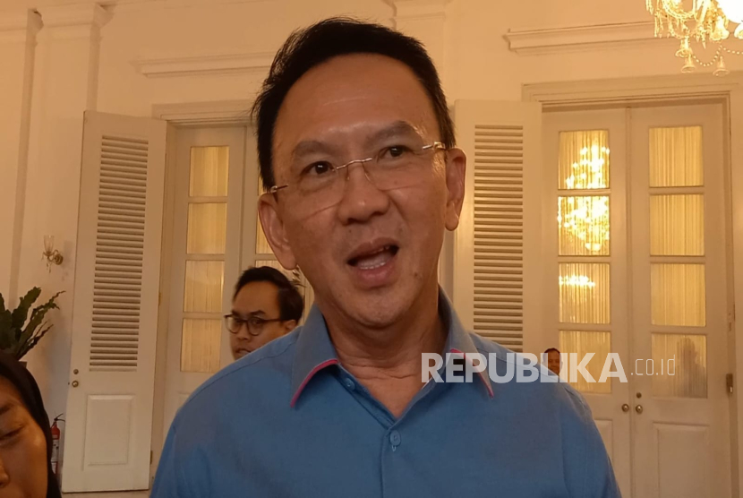 Ketua DPP PDIP Basuki Tjahaja Purnama alias Ahok di Balai Kota DKI, Jakarta Pusat, Rabu (20/8/2025).