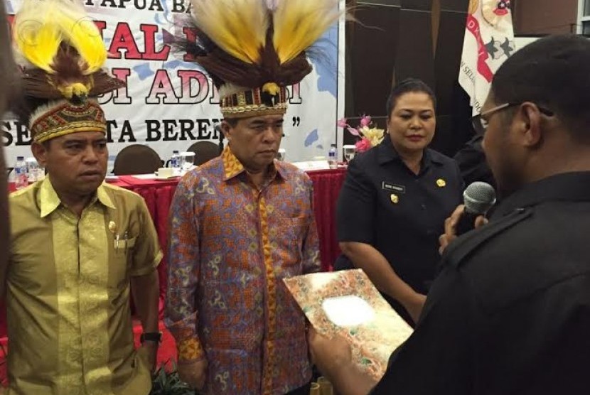 Ketua DPR Ade Komarudin  saat menghadiri rapat koordinasi Asosiasi DPRD Kabupaten Seluruh Indonesia (ADKASI) Wilayah Papua dan Papua Barat.