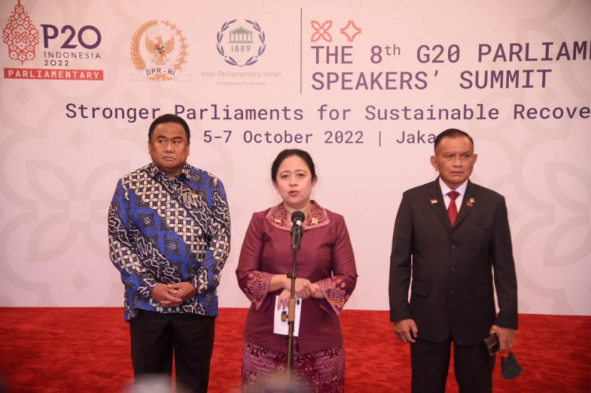Ketua DPR Puan Maharani usai secara resmi menutup The 8th G20 Parliamentary Speakers Summit.