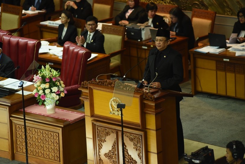 Ketua DPR RI Bambang Soesatyo saat Rapat Paripurna DPR, Jumat (18/5).