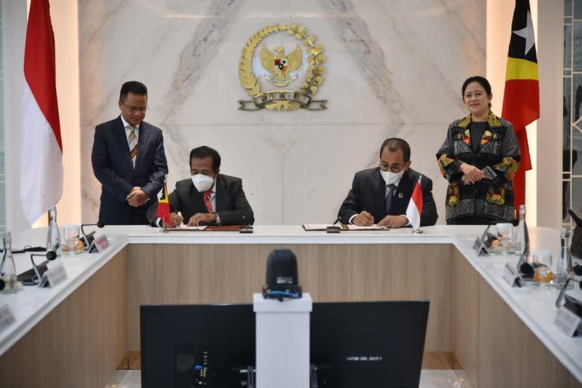 Ketua DPR RI Puan Maharani dan Ketua Parlemen Republik Timor Leste, Aniceto Guterres Lopes, hari ini melakukan pertemuan bilateral di Gedung DPR, Senayan, Jakarta.