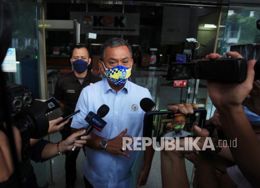 Ketua DPRD Provinsi DKI Jakarta Prasetyo Edi Marsudi mengkritik perubahan nama sejumlah Rumah Sakit Umum Daerah (RSUD) DKI menjadi 'Rumah Sehat' oleh Gubernur DKI Jakarta Anies Baswedan. 