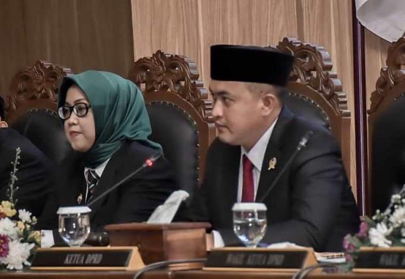 Ketua DPRD Kabupaten Bogor, Rudy Susmanto (kanan).