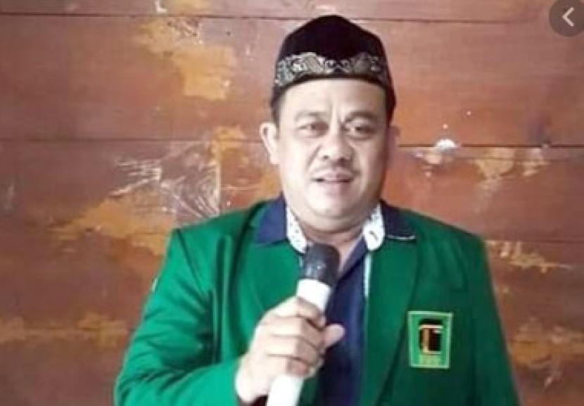 Ketua DPRD Kabupaten Rembang, Supadi ditahan otoritas Arab Saudi terkait masalah keimigrasian.