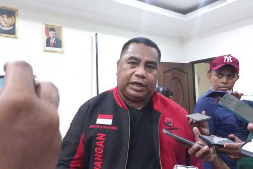 Ketua DPRD Provinsi Maluku, Benhur George Watubun. 
