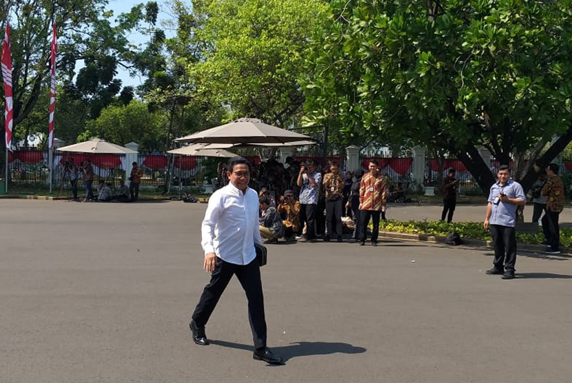 Ketua DPW PKB Jatim sekaligus kakak kandung Cak Imin, Abdul Halim Iskandar, dipanggil Jokowi, Selasa (22/10). 