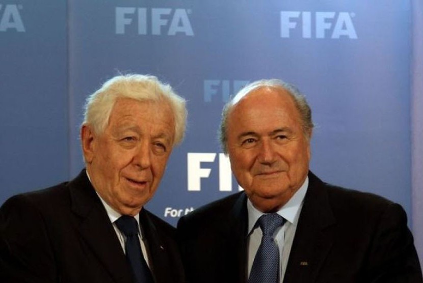 Ketua FFA Frank Lowy dan Ketua FIFA Sepp Blatter.