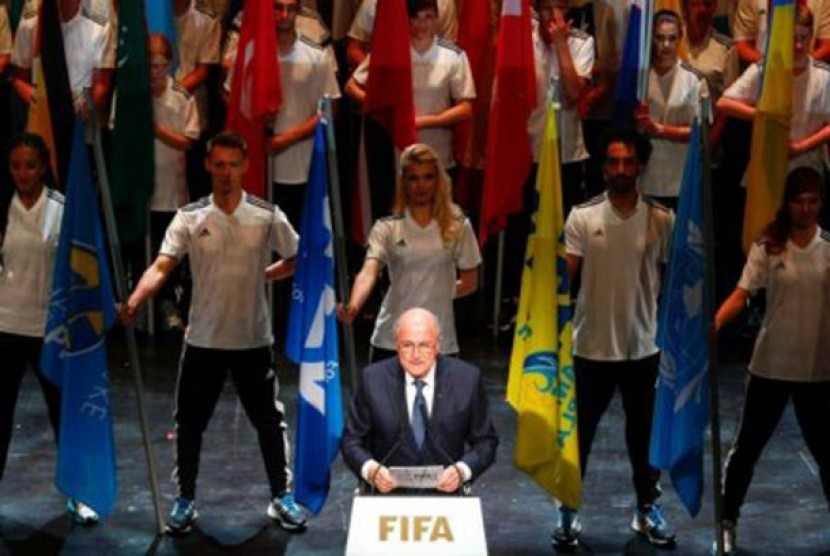  Ketua FIFA Sepp Blatter memberikan pidato pembukaan dalam kongres di Zurich.(Reuters)