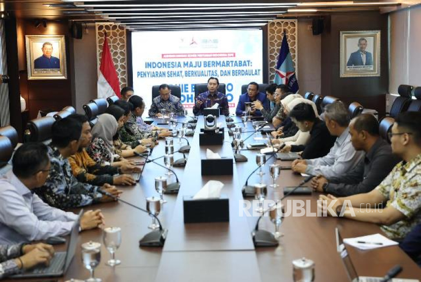 Ketua Fraksi Partai Demokrat DPR RI, Edhie Baskoro Yudhoyono, saat menerima audensi jajaraan KPI. 