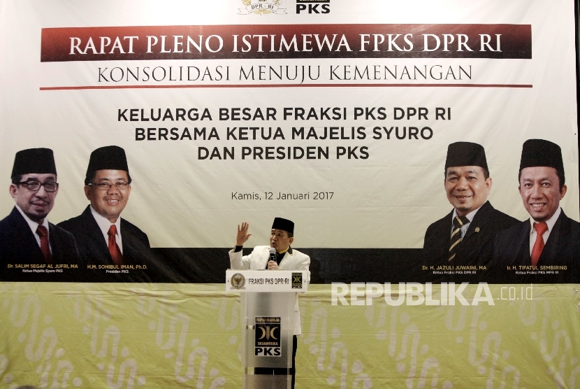 Ketua Fraksi Partai Keadilan Sejahtera (PKS) DPR Jazuli Juwaini.