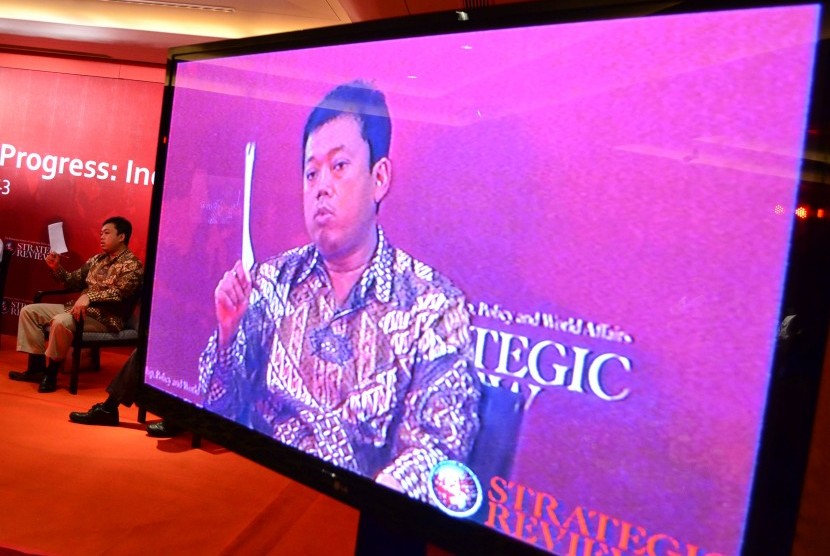 Ketua GP Ansor Nusron Wahid menjadi pembicara dalam dialog 