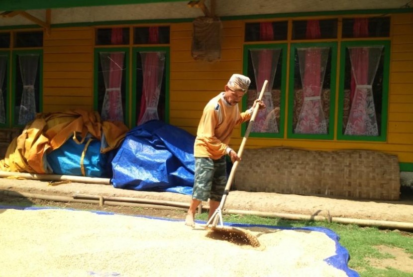 Rumah Adat Kampung Kuta