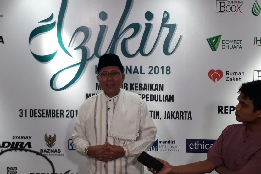 Ketua Komisi Dakwah MUI, KH Cholil Nafis menghadiri acara Dzikir Nasional di Masjid At-Tin, TMII, Jakarta, Senin (31/12). 