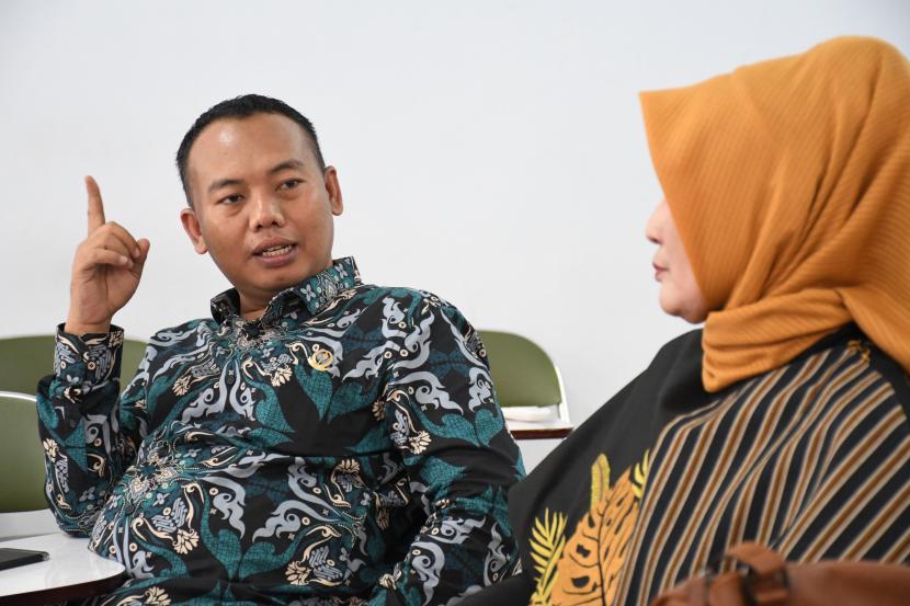 Ketua Komisi II DPRD Provinsi Jawa Barat, Rahmat Hidayat Djati berharap pada momentum Hari Jadi ke-79 Jabar menjadi provinsi termaju dan terkemuka dalam hal ketahanan pangan di Indonesia.