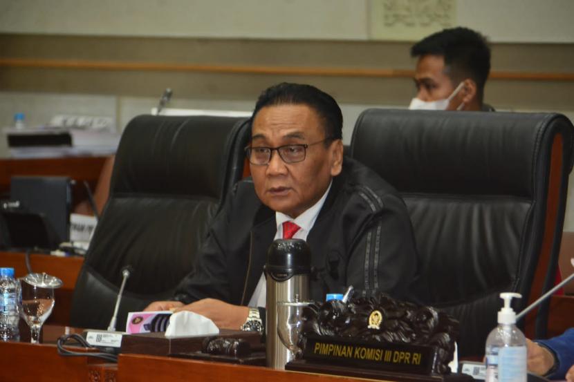 Ketua Komisi III DPR RI Bambang Wuryanto menegaskan Komisi III DPR mendukung penuh langkah Kejaksaan Agung 