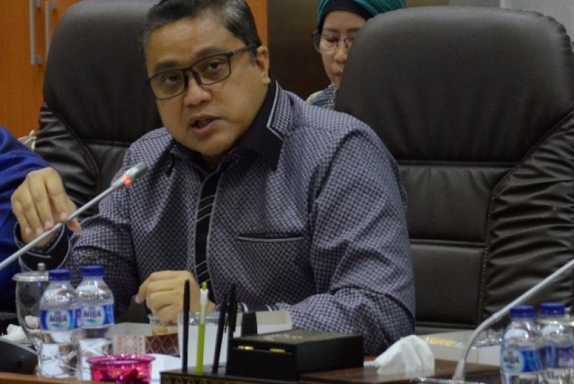 Ketua Komisi IX Dewan Perwakilan Rakyat Republik Indonesia (DPR RI) Dede Yusuf  Macan Efendi.