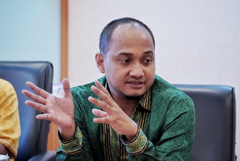 Ketua Komite I DPD Fachrul Razi. 