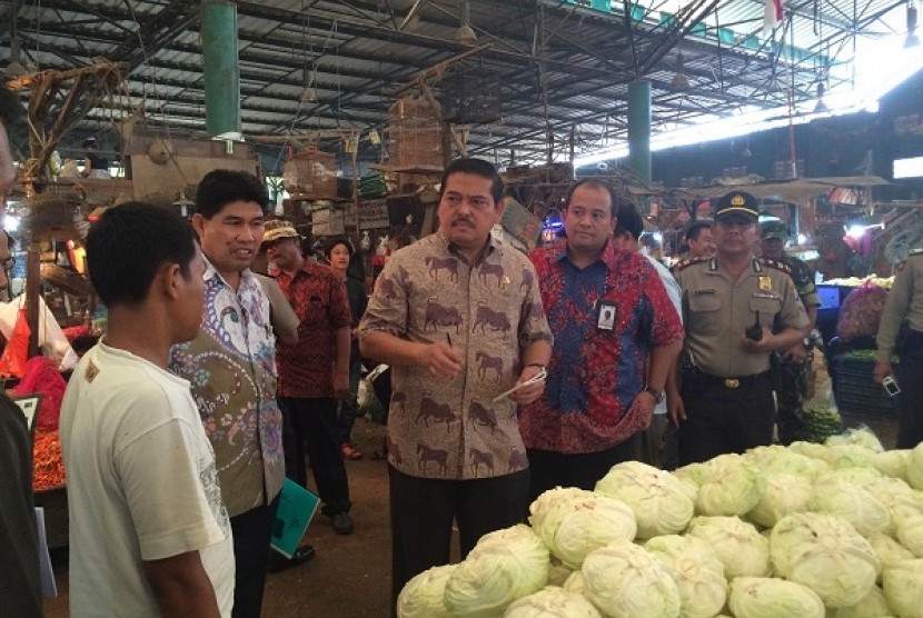 Ketua Komite II DPD Tinjau Pasar Induk Kramat Jati