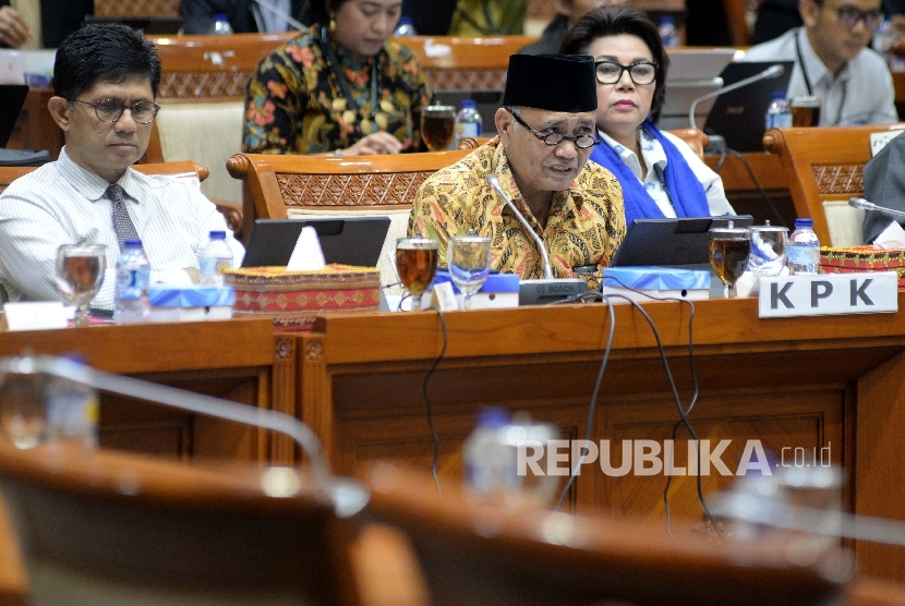 KPK Chairman Agus Raharjo accompanied by KPK Deputy Chairman Laode M Syarif and Basaria Panjaitan attended a hearing with Commission III of the House of Representatives at the Parliament Complex, Senayan, Jakarta, Tuesday (September 26).