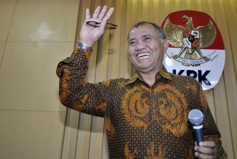 Ketua KPK Agus Raharjo memaparkan kelanjutan penanganan kasus dugaan korupsi pembelian tanah RS Sumber Waras di Gedung KPK, Jakarta, Kamis (10/3). 