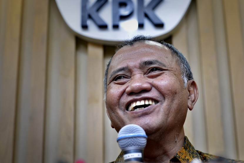 Ketua KPK Agus Raharjo memaparkan kelanjutan penanganan kasus dugaan korupsi pembelian tanah RS Sumber Waras di Gedung KPK, Jakarta, Kamis (10/3).