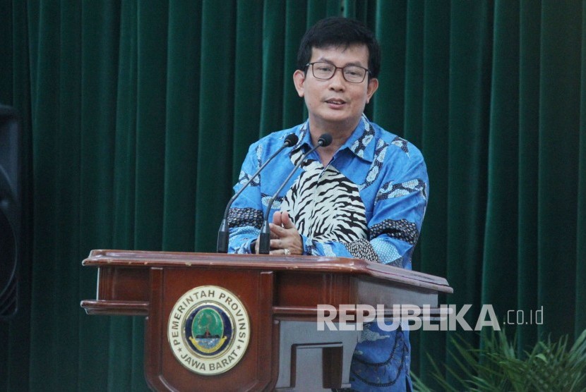 Ketua KPU Jawa Barat Yayat Hidayat