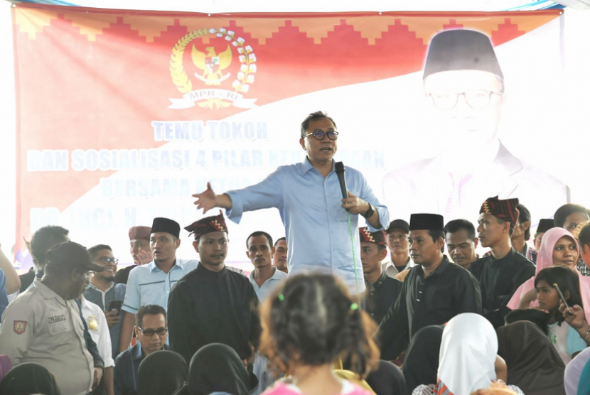 Ketua Majelis Permusyawaratan Rakyat (MPR) Zulkifli Hasan menyampaikan Sosialisasi Empat Pilar di Lampung.